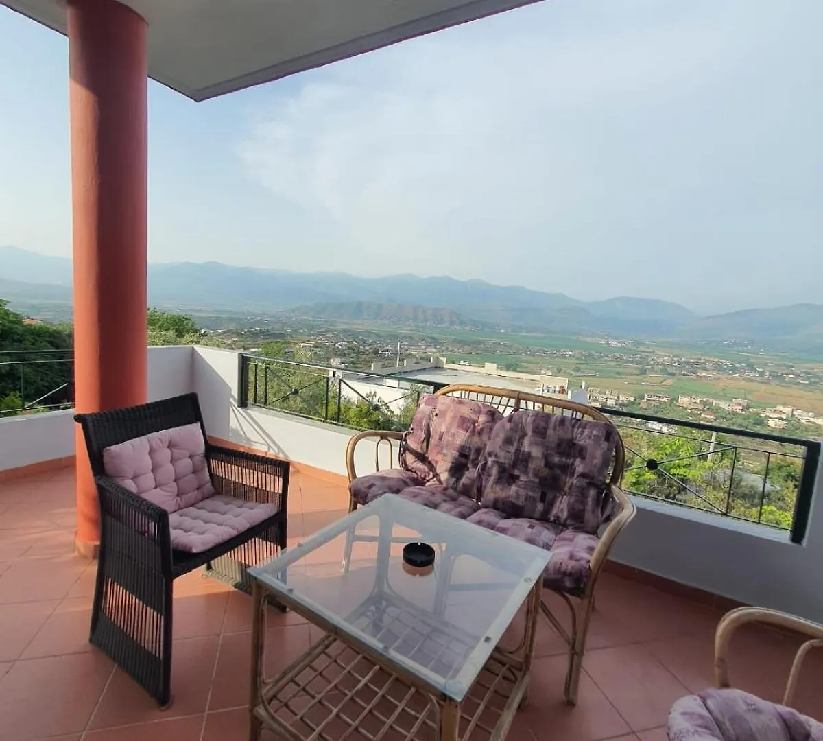 Vila Flamuri Sarandë