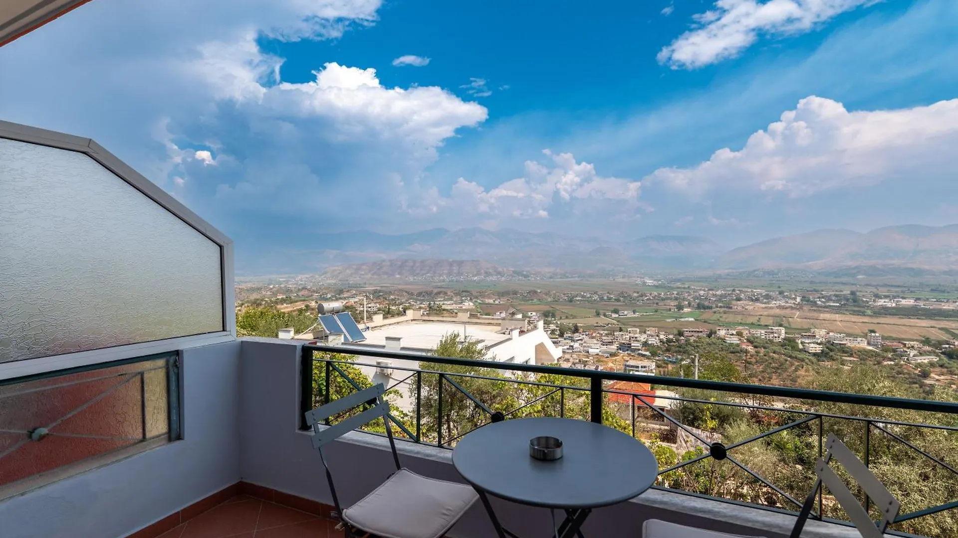 Vila Flamuri Sarandë Apartamento