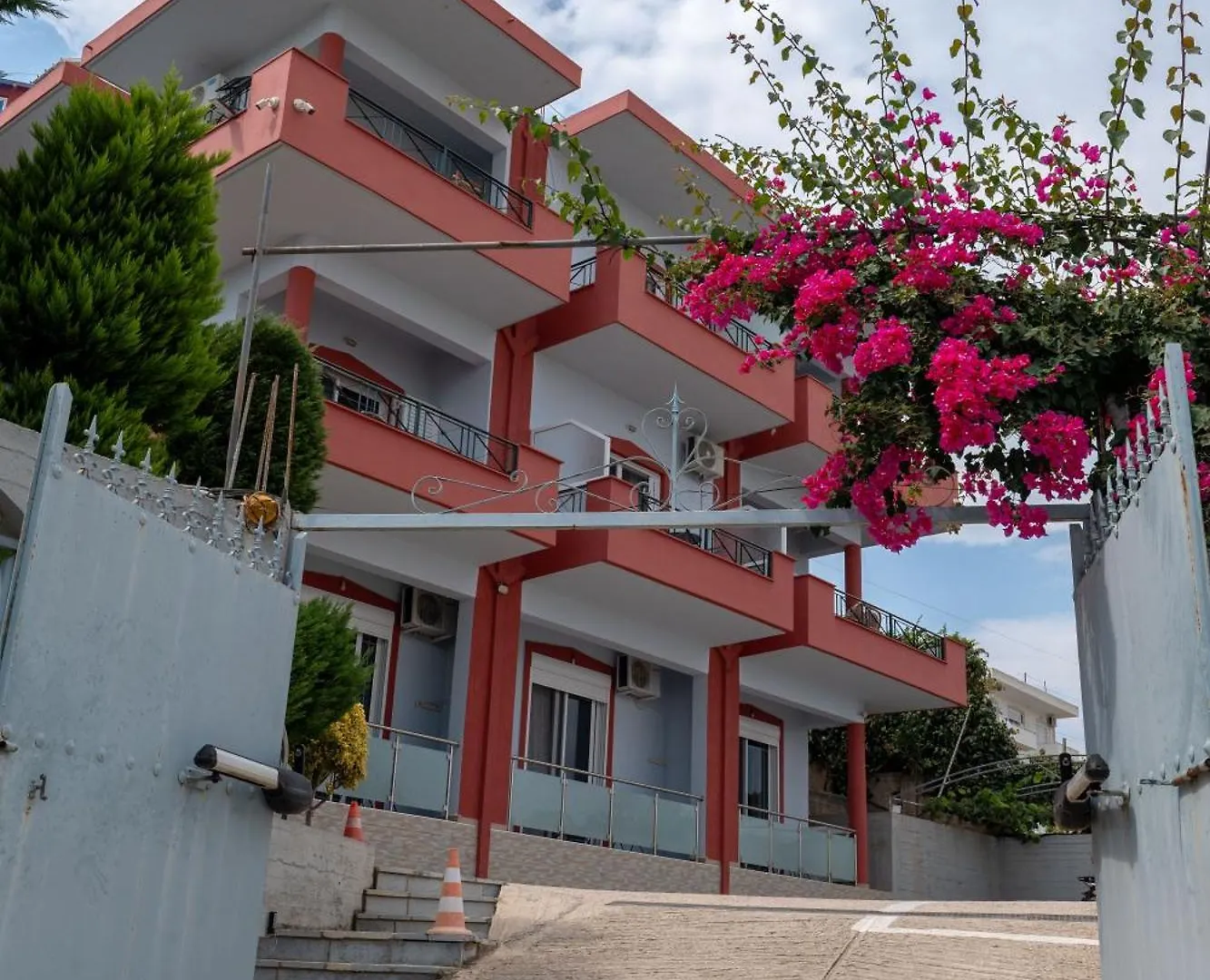 Vila Flamuri Sarandë