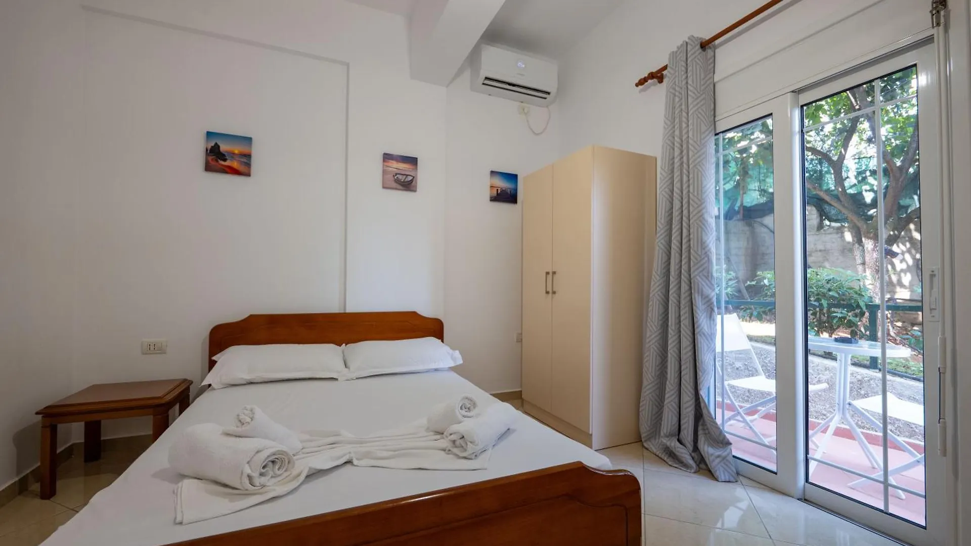 Vila Flamuri Sarandë